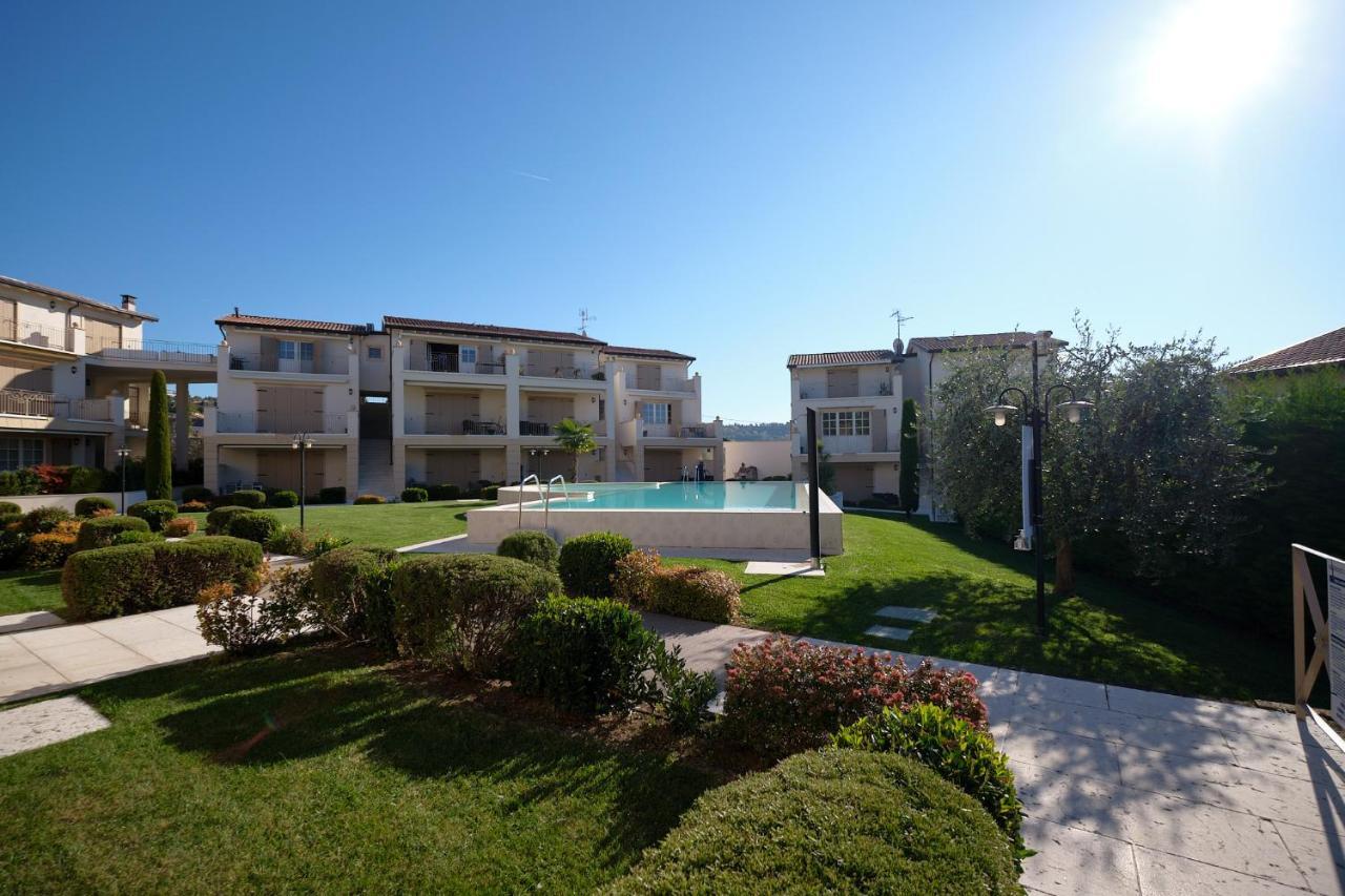 Apartmentsgarda - Corte Dei Molini Exterior foto
